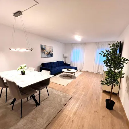 Designer In Sinsheim Summer Sale Niederdorla