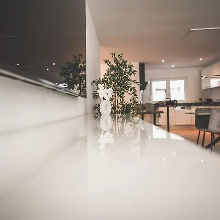 Designer In Sinsheim Summer Sale *