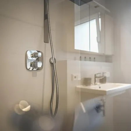 Designer In Sinsheim Summer Sale *