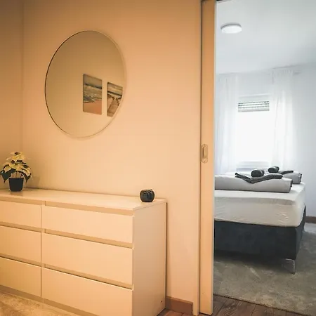 Designer In Sinsheim Summer Sale Niederdorla