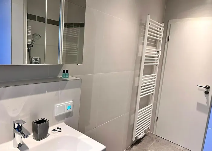 Designer In Sinsheim Summer Sale *