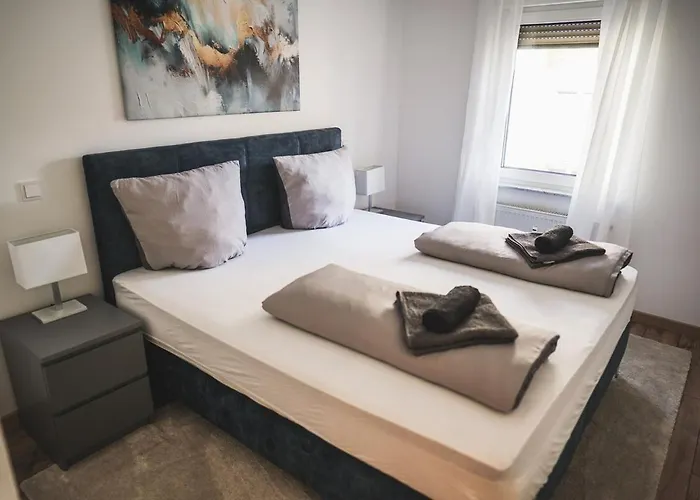 Designer In Sinsheim Summer Sale アパート Niederdorla