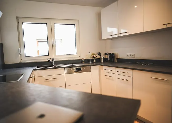 アパート Designer In Sinsheim Summer Sale