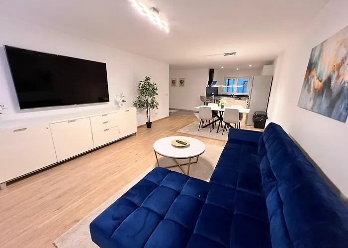 アパート Designer In Sinsheim Summer Sale