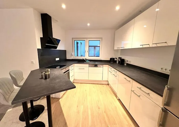 Designer In Sinsheim Summer Sale * Niederdorla